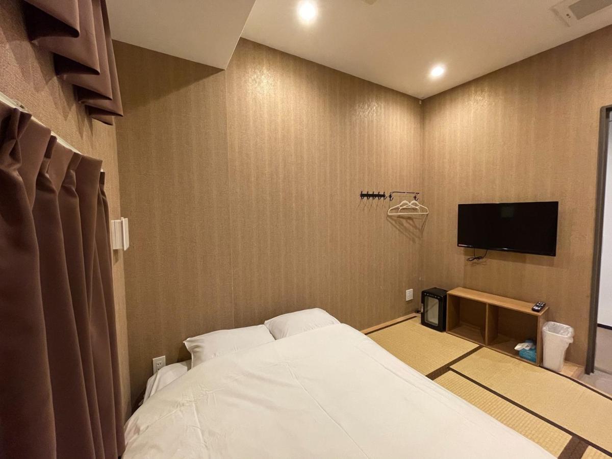 Dot Hostel Hangout โอซาก้า ภายนอก รูปภาพ